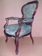 реставрация антикварного кресла