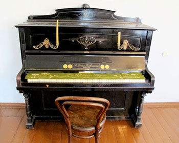 реставрация старинного фортепиано